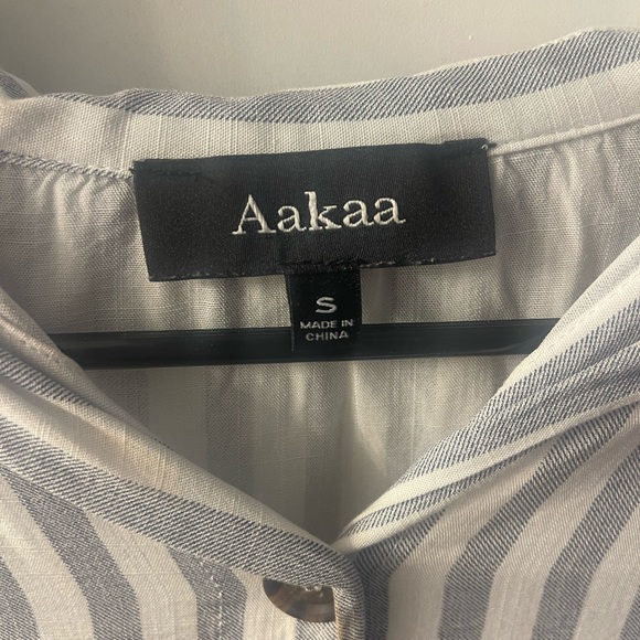 Cute cropped collared blouse - Picture 6 of 6